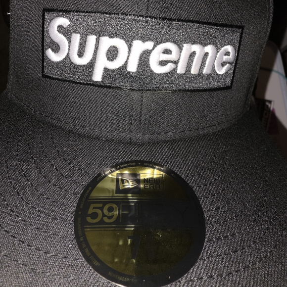 Supreme Black 59FIFTY Cap7 3/8